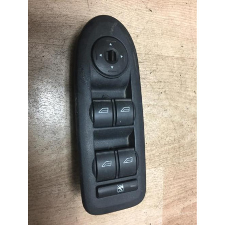 Interrupteur de leve vitre avant gauche FORD C-MAX 1 PHASE 2 d’occasion