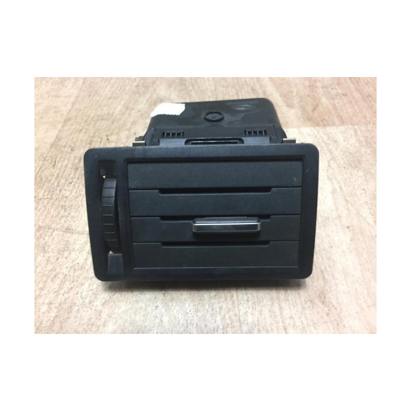 Aerateur tableau de bord avant gauche FORD C-MAX 1 PHASE 2 d’occasion