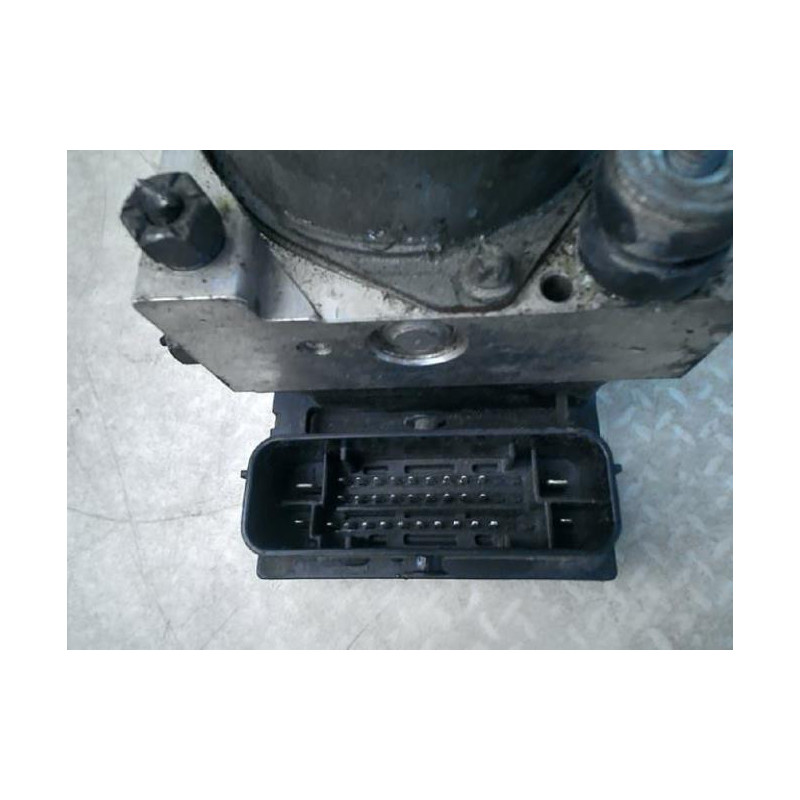 Bloc ABS (freins anti-blocage) RENAULT TRAFIC 2 PHASE 2 d’occasion