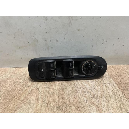 Interrupteur de leve vitre avant gauche FORD MONDEO 3 PHASE 1 BREAK d’occasion