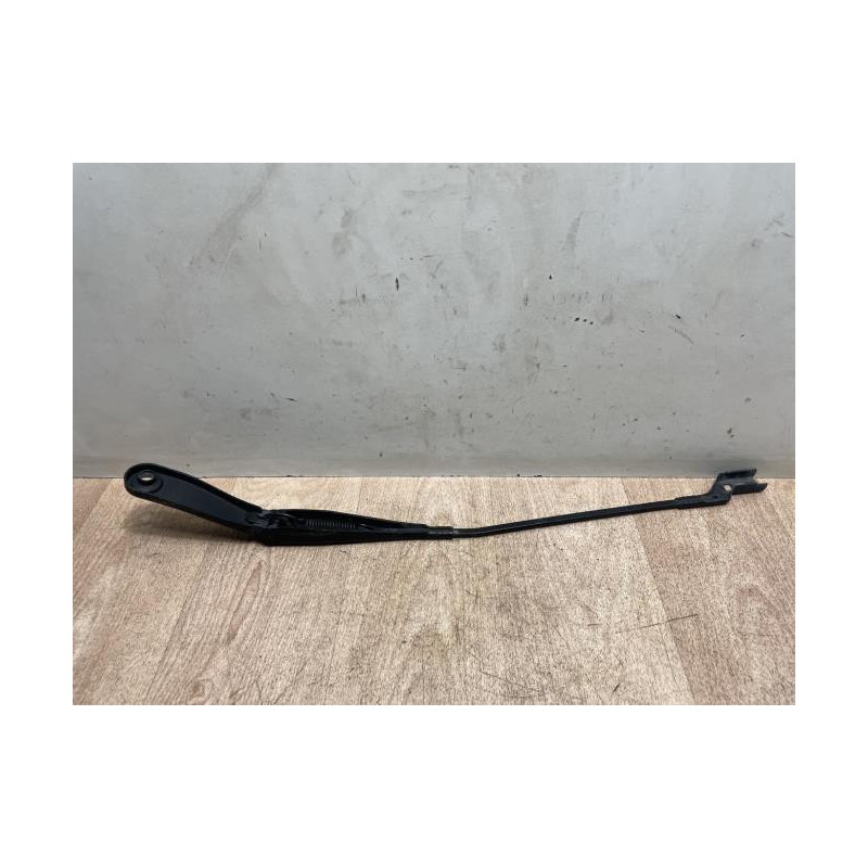 Bras essuie glace avant droit FORD MONDEO 3 PHASE 1 BREAK d’occasion