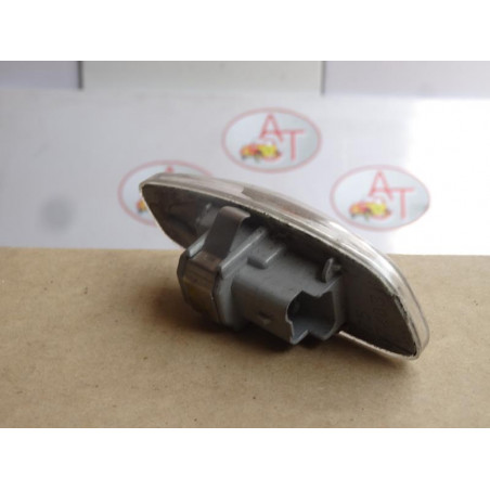 Repetiteur clignotant avant gauche (Feux) PEUGEOT  d’occasion