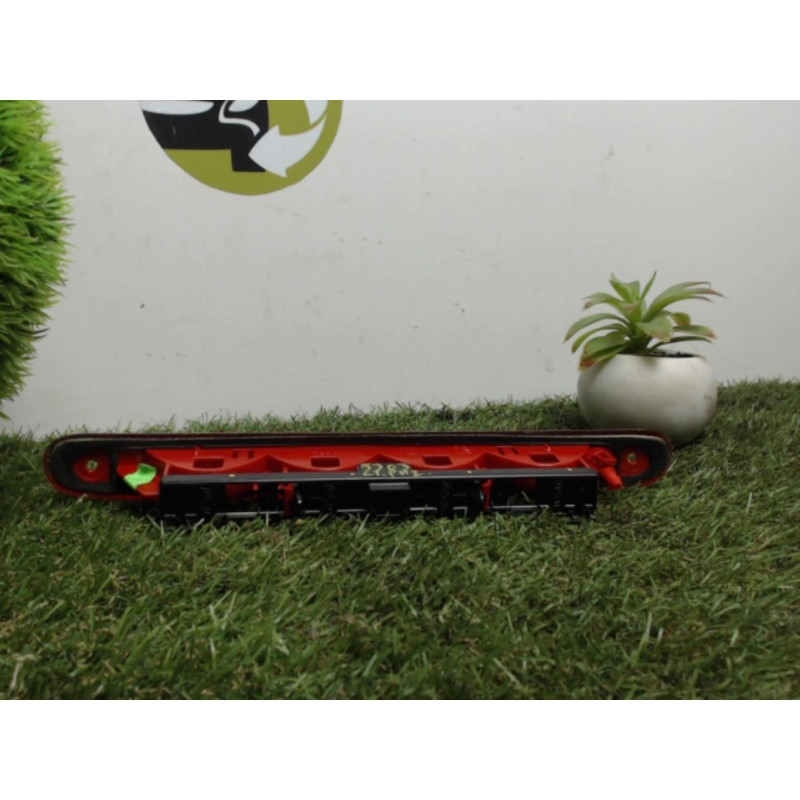 Feu arriere stop central CITROEN C1 1 PHASE 2 d’occasion