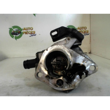 Pompe à vide RENAULT CLIO 3 PHASE 1 d’occasion