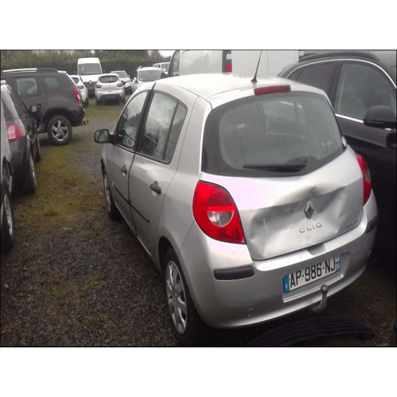Pompe à vide RENAULT CLIO 3 PHASE 1 d’occasion