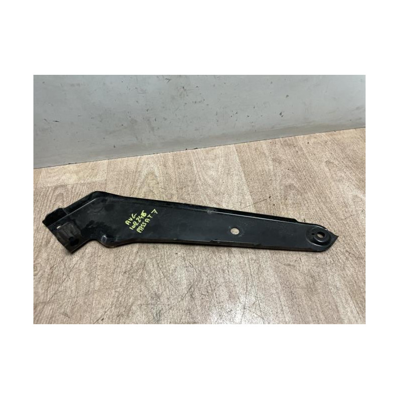 Support de phare gauche (tôle) VOLKSWAGEN PASSAT 7 PHASE 1 BREAK d’occasion