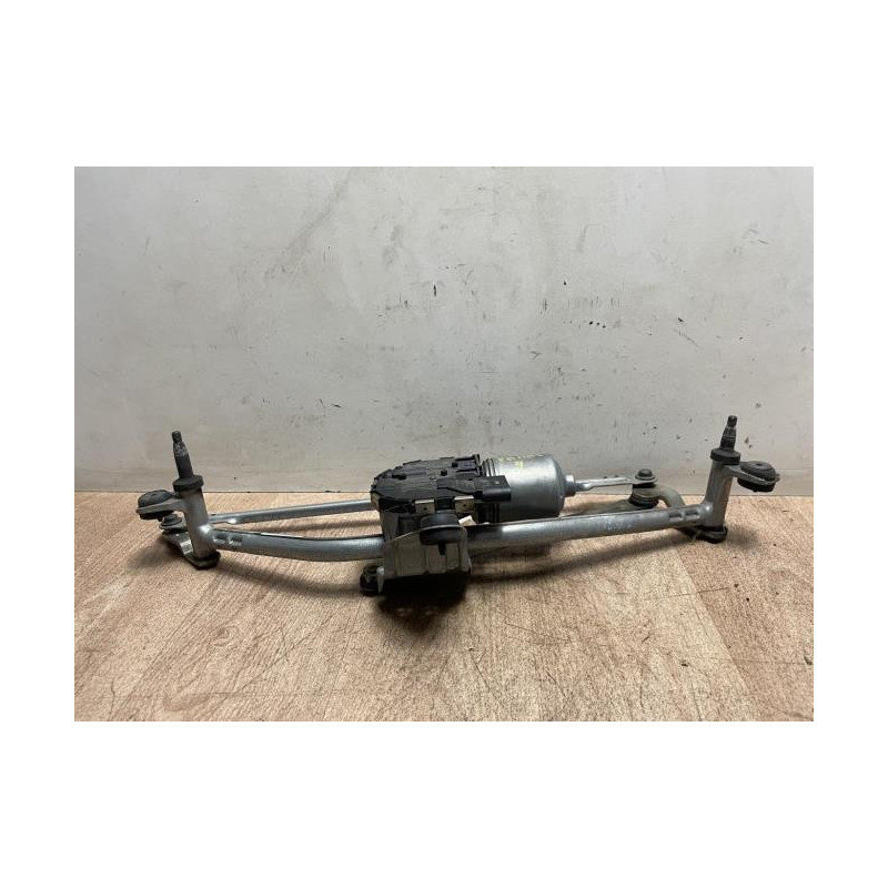 Moteur essuie glace avant VOLKSWAGEN PASSAT 7 PHASE 1 BREAK d’occasion