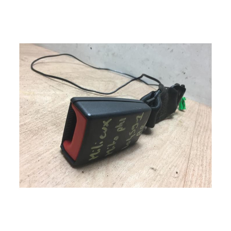 Attache ceinture arriere centrale ALFA ROMEO MITO PHASE 1 d’occasion