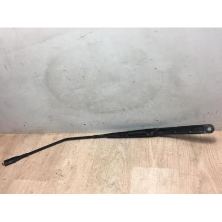 Bras essuie glace avant droit ALFA ROMEO MITO PHASE 1 d’occasion