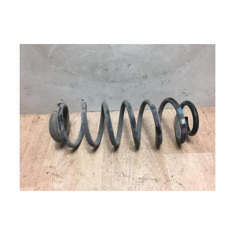 Ressort de suspension arriere gauche PEUGEOT 308 1 PHASE 1 d’occasion