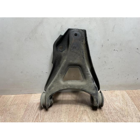 Bras inferieur avant droit RENAULT CLIO 2 PHASE 1 d’occasion