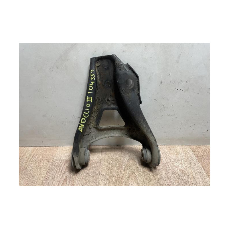 Bras inferieur avant droit RENAULT CLIO 2 PHASE 1 d’occasion