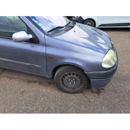 Bras inferieur avant droit RENAULT CLIO 2 PHASE 1 d’occasion