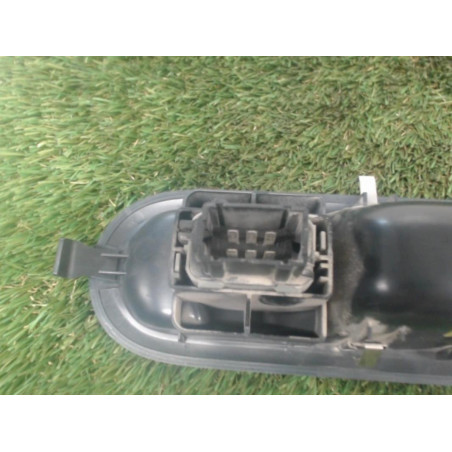 Interrupteur de leve vitre avant droit RENAULT CLIO III PHASE 1 d’occasion