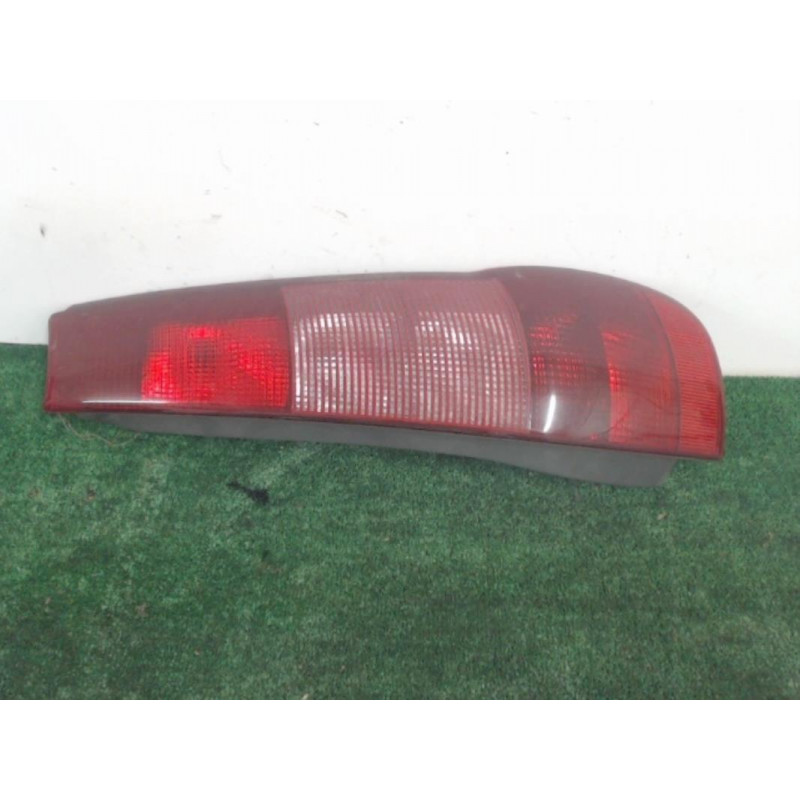 Feu arriere principal droit (feux) FIAT PUNTO I PHASE 1 d’occasion