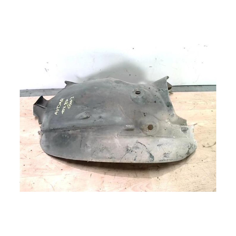 Pare boue avant droit AUDI A4 1 PHASE 2 d’occasion