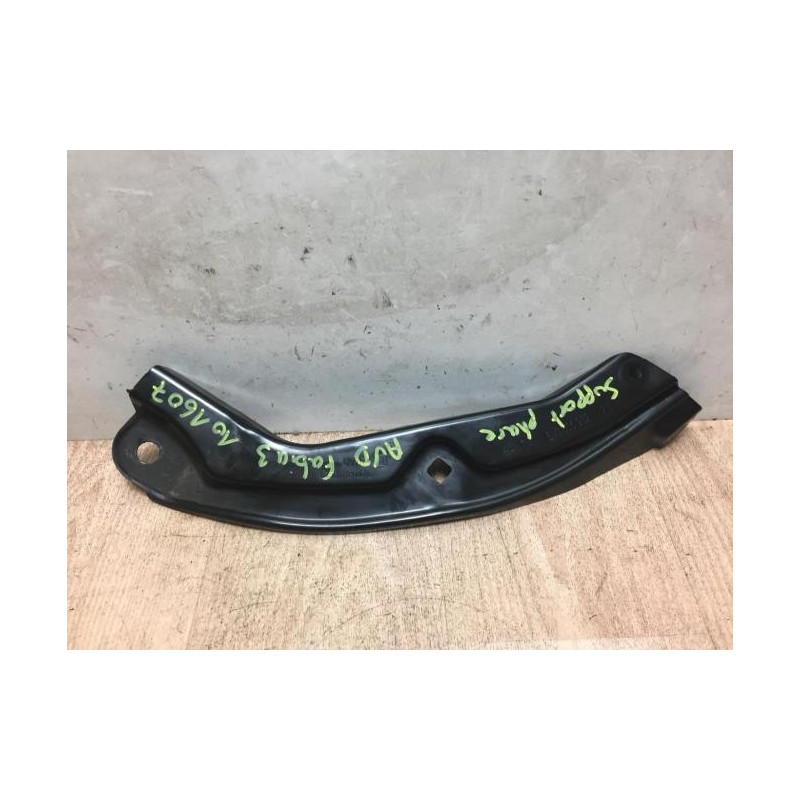 Support de phare droit (tôle) SKODA FABIA 3 PHASE 1 d’occasion