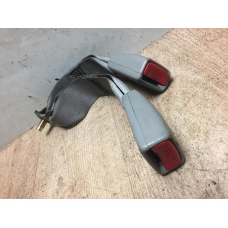 Attache ceinture arriere droit NISSAN X-TRAIL 1 PHASE 2 d’occasion