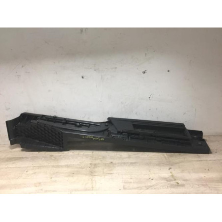 Garniture hayon VOLKSWAGEN PASSAT 7 PHASE 1 BREAK d’occasion