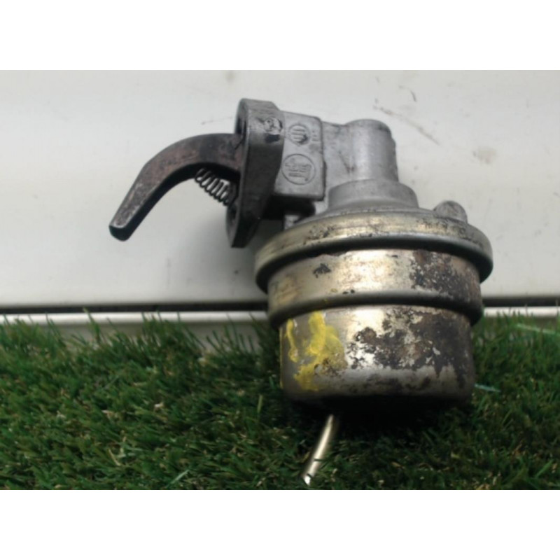 Pompe à carburant RENAULT  d’occasion