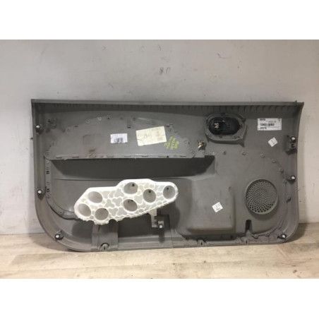 Panneau de porte avant droit RENAULT TWINGO 2 PHASE 1 d’occasion