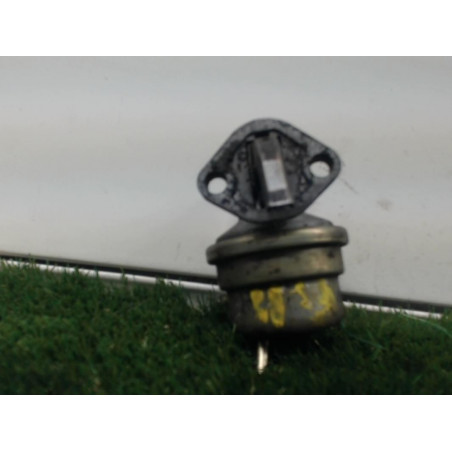 Pompe à carburant RENAULT  d’occasion