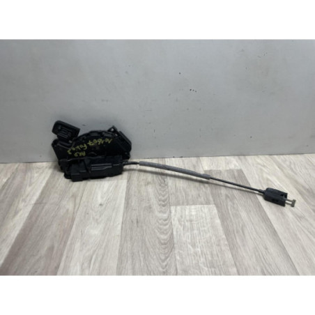 Serrure arriere droit SKODA FABIA 3 PHASE 1 d’occasion