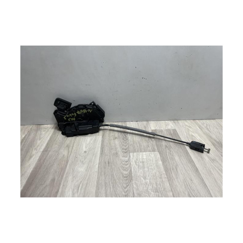 Serrure arriere droit SKODA FABIA 3 PHASE 1 d’occasion