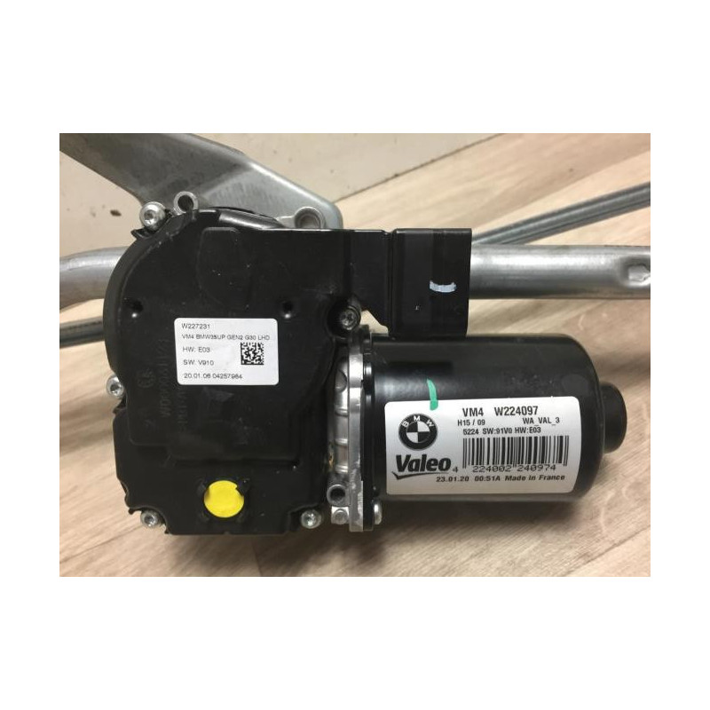 Moteur essuie glace avant BMW SERIE 5 G30/F90 PHASE 2 d’occasion