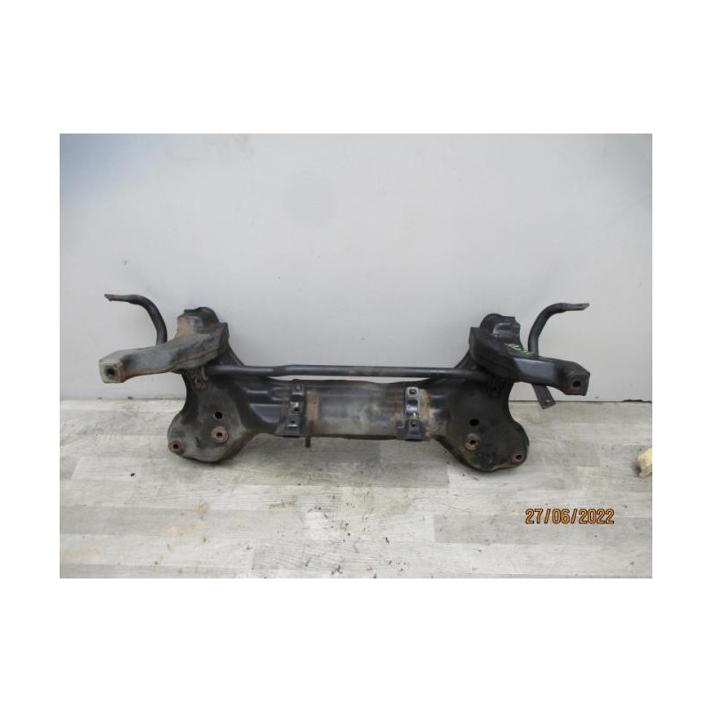 Berceau avant HYUNDAI COUPE 1 d’occasion
