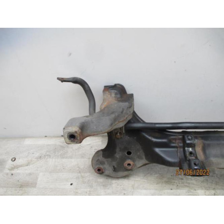 Berceau avant HYUNDAI COUPE 1 d’occasion