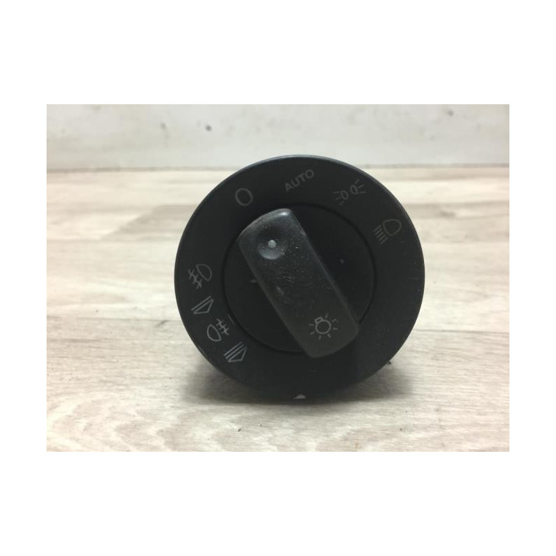 Commande de phare VOLKSWAGEN  d’occasion