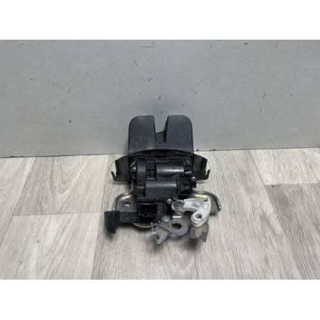 Serrure de coffre SKODA FABIA 3 PHASE 1 d’occasion