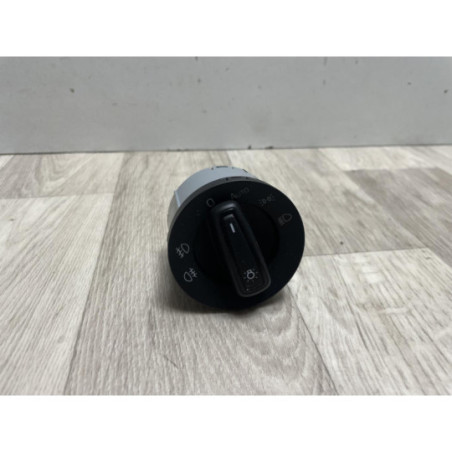 Commande de phare SKODA FABIA 3 PHASE 1 d’occasion