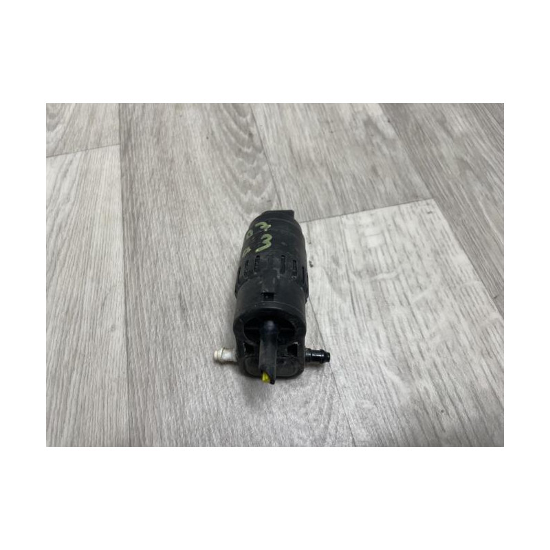 Pompe lave glace avant SKODA FABIA 3 PHASE 1 d’occasion