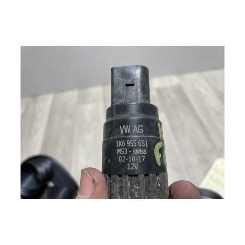 Pompe lave glace avant SKODA FABIA 3 PHASE 1 d’occasion