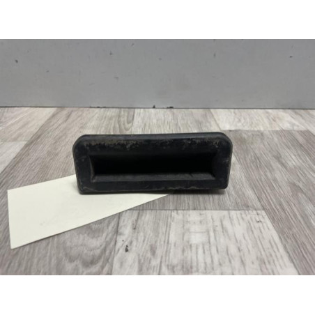 Bouton de coffre SKODA FABIA 3 PHASE 1 d’occasion