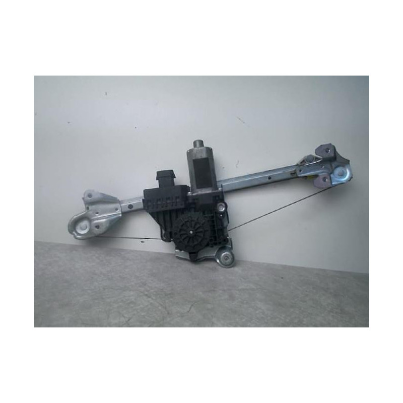 Mecanisme de leve vitre electrique arriere gauche OPEL ASTRA H PHASE 1 BREAK d’occasion
