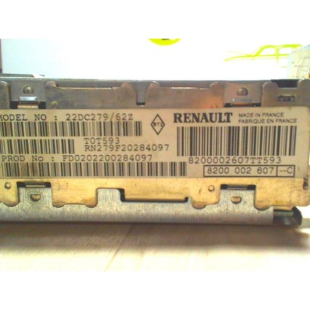 Autoradio d'origine RENAULT LAGUNA 2 PHASE 1 d’occasion