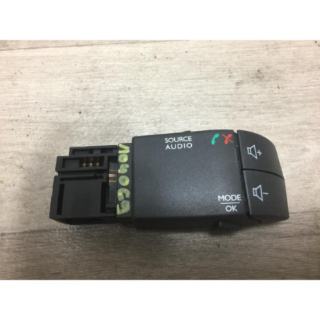 Commande autoradio RENAULT  d’occasion