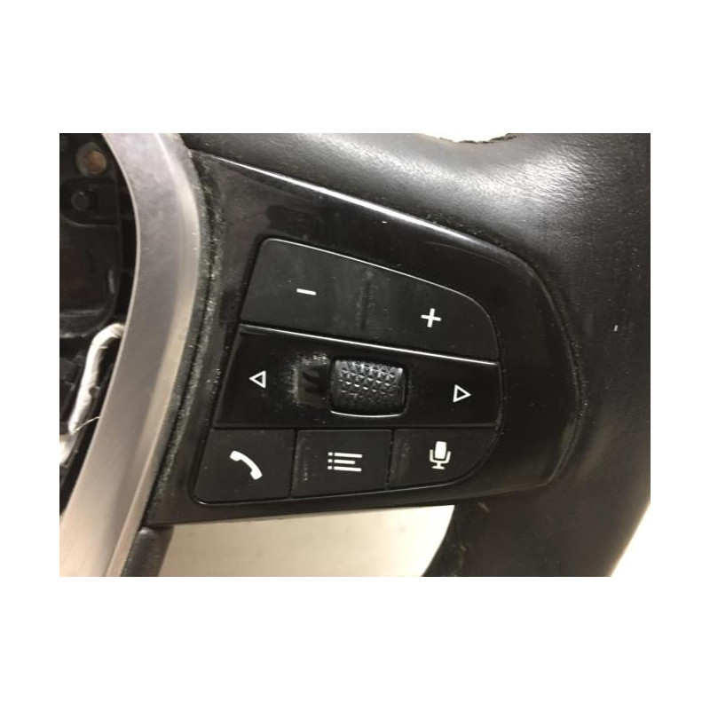 Volant BMW SERIE 5 G30/F90 PHASE 2 d’occasion