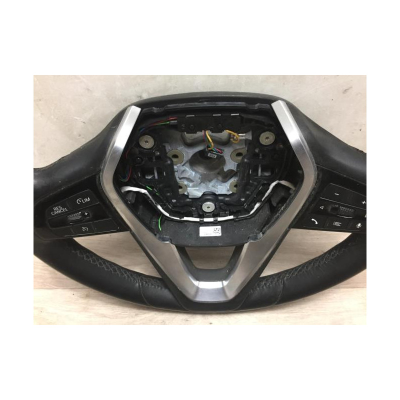 Volant BMW SERIE 5 G30/F90 PHASE 2 d’occasion