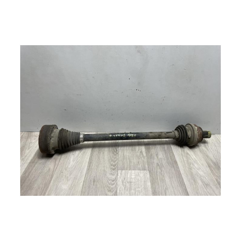 Cardan arriere gauche (transmission) VOLKSWAGEN PASSAT 7 PHASE 1 BREAK d’occasion