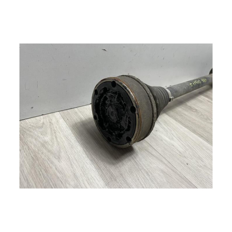 Cardan arriere gauche (transmission) VOLKSWAGEN PASSAT 7 PHASE 1 BREAK d’occasion