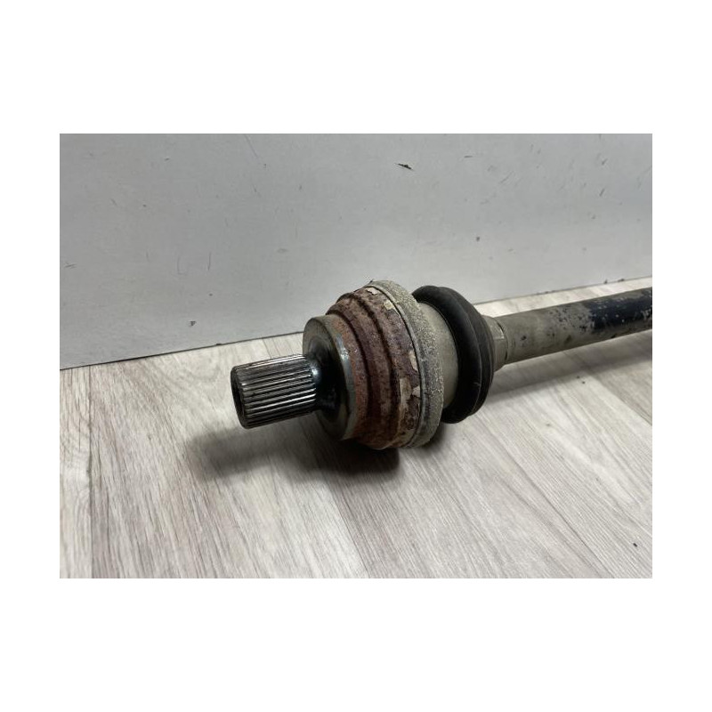 Cardan arriere droit (transmission) VOLKSWAGEN PASSAT 7 PHASE 1 BREAK d’occasion