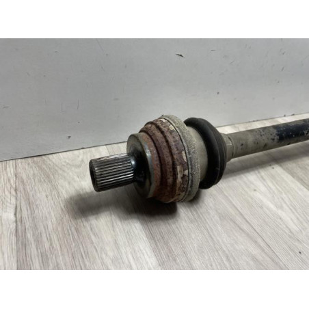 Cardan arriere droit (transmission) VOLKSWAGEN PASSAT 7 PHASE 1 BREAK d’occasion