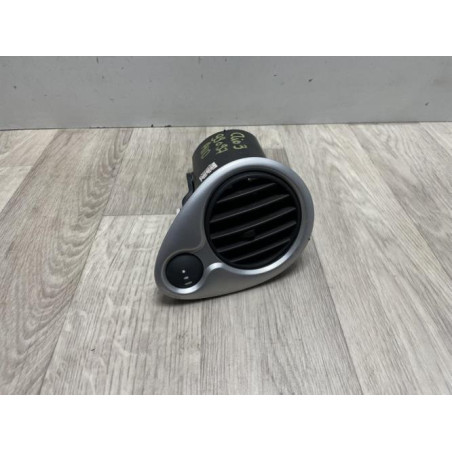 Aerateur tableau de bord avant droit RENAULT CLIO 3 PHASE 2 d’occasion