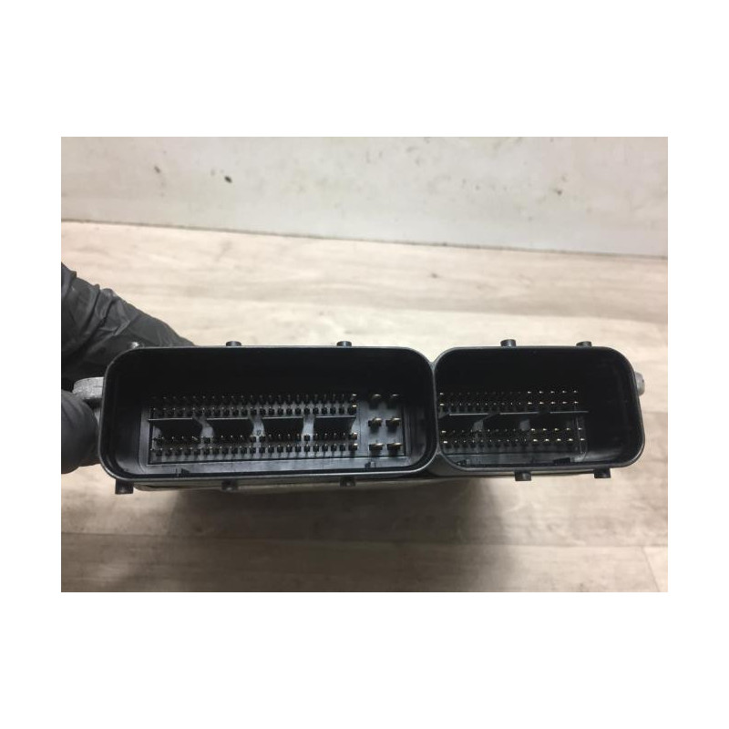Calculateur moteur VOLKSWAGEN GOLF 7 PHASE 1 d’occasion