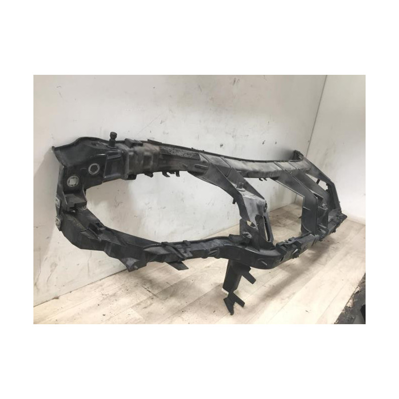 Armature avant, Masque avant FORD MONDEO 3 PHASE 1 BREAK d’occasion