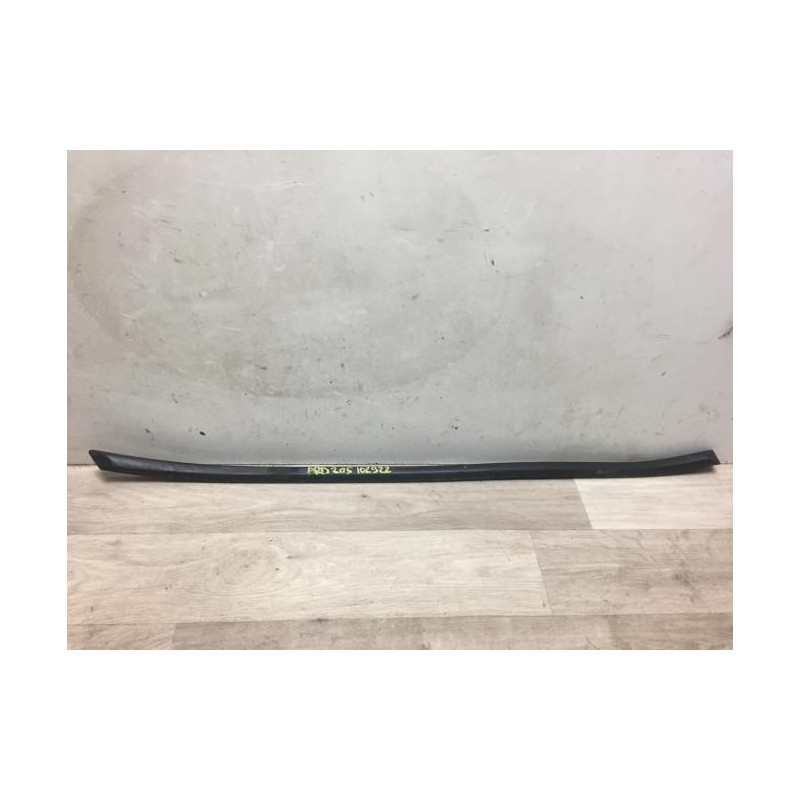 Baguette de porte arriere droite PEUGEOT 205 PHASE 2 d’occasion